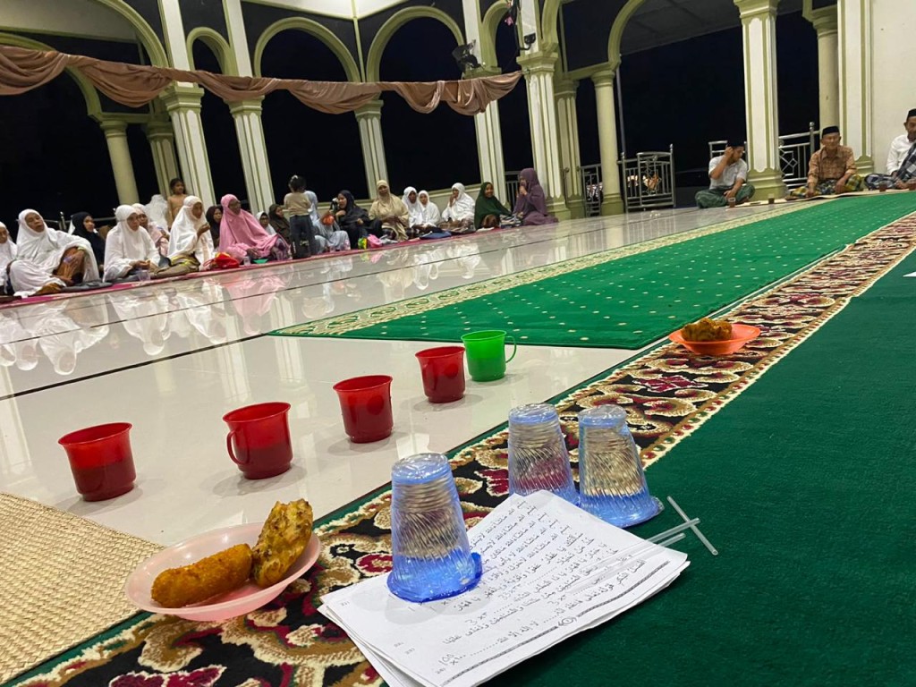 Kegiatan Rutinitas Malam Rabu Majlis Ta'lim di Meunasah Meunjee 